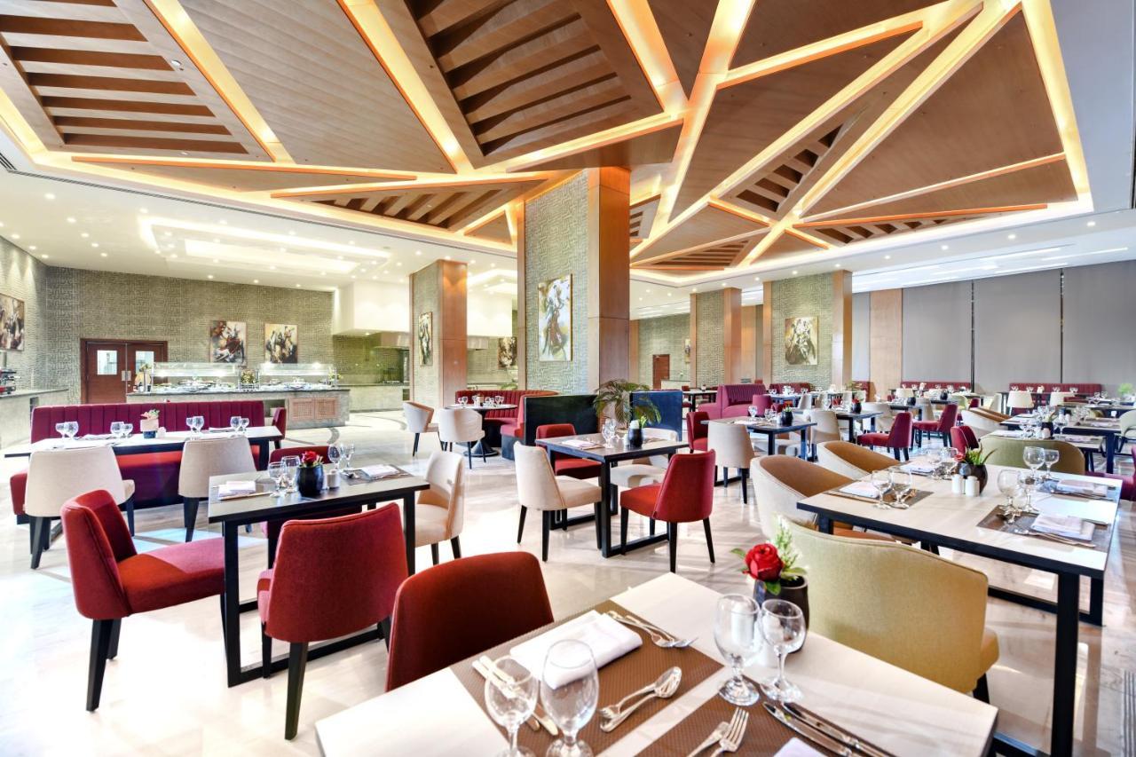 Tolip Resort El Galala Hills Айн Сохна Екстериор снимка The restaurant