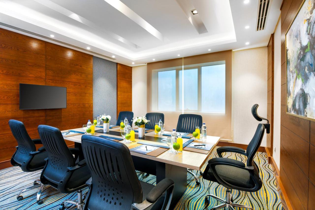 Tolip Resort El Galala Hills Айн Сохна Екстериор снимка Meeting room at the hotel